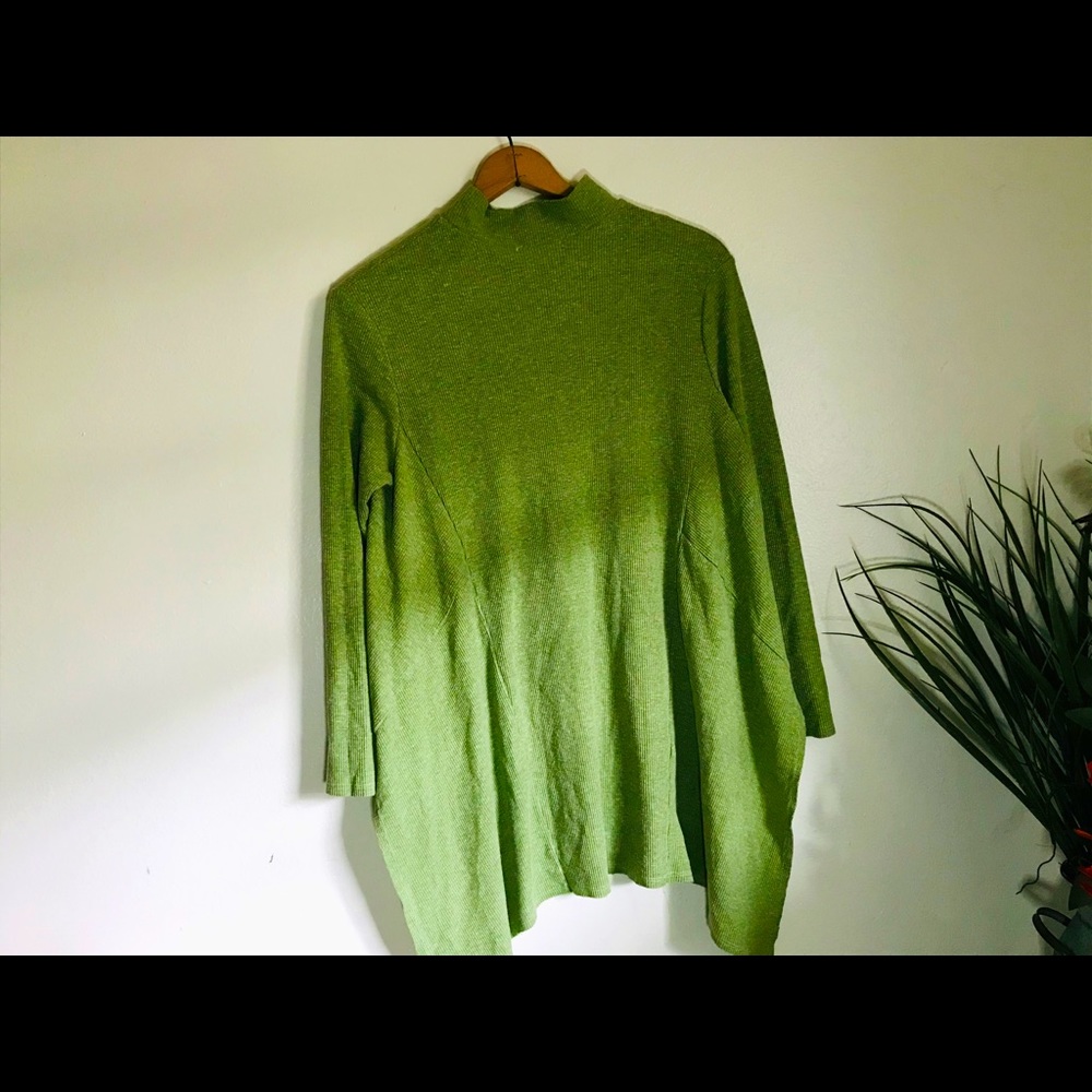 Altar’d State tunic top